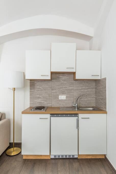 Free Parking I 500 Mbit Wifi I Kingsize Bed Apartment เวียนนา ภายนอก รูปภาพ